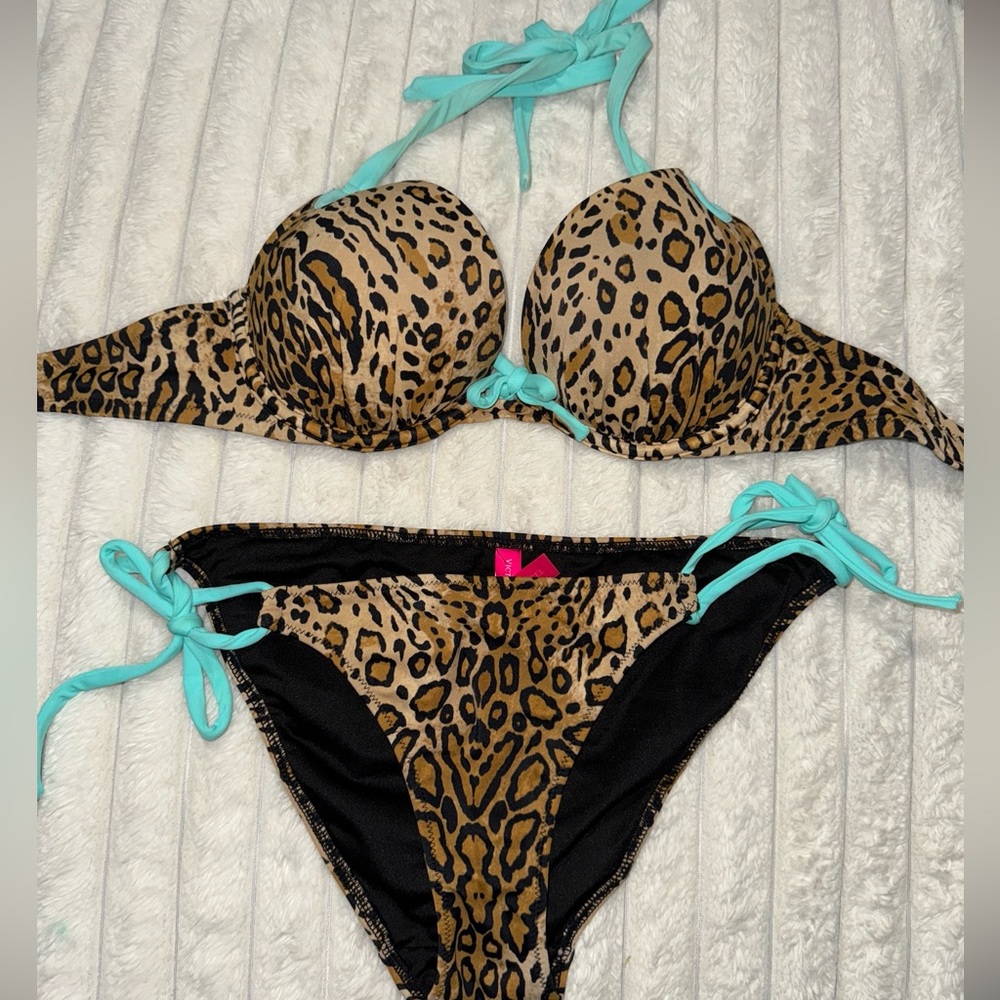 Victoria Secret Bombshell Leopard Bikini-  Bottom Size Small - Top 32 B